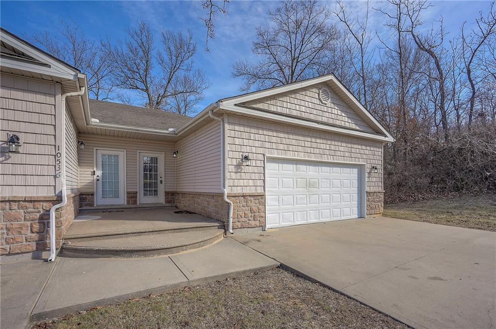 Listing Photo MLS #HMS2596771