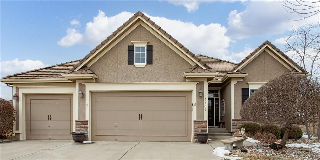 Listing Photo MLS #HMS2597356