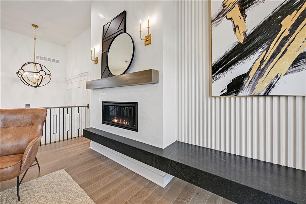 Listing Photo MLS #HMS2597830