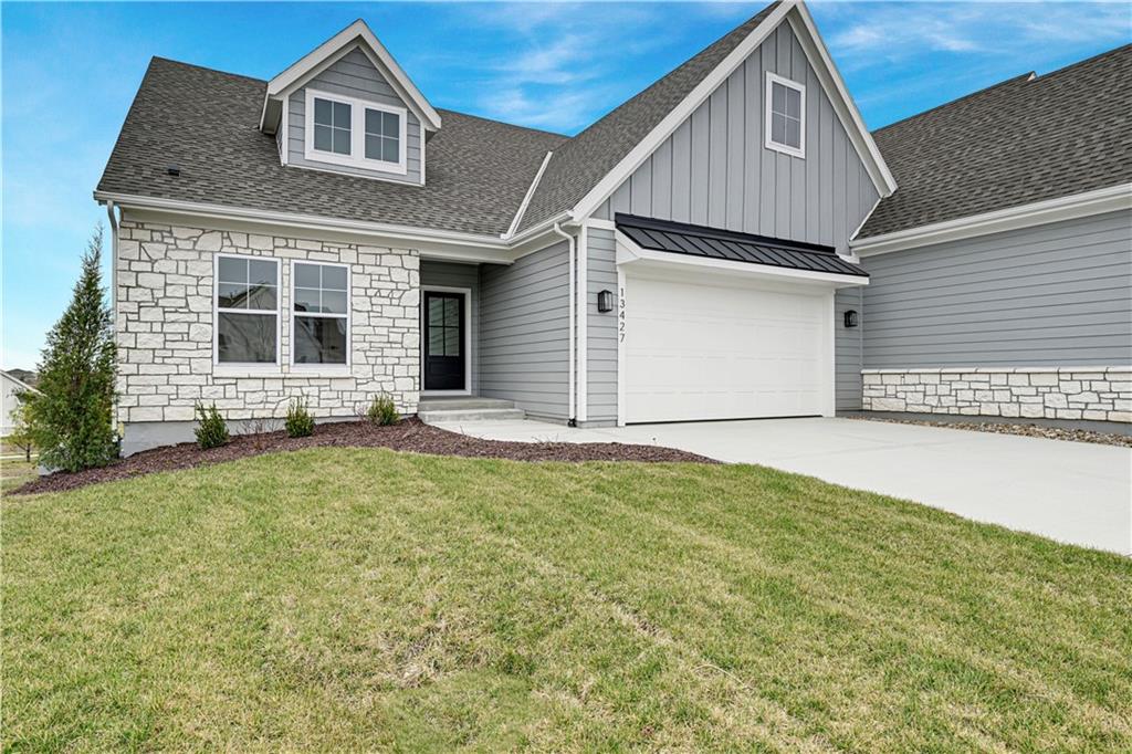 Listing Photo MLS #HMS2597837