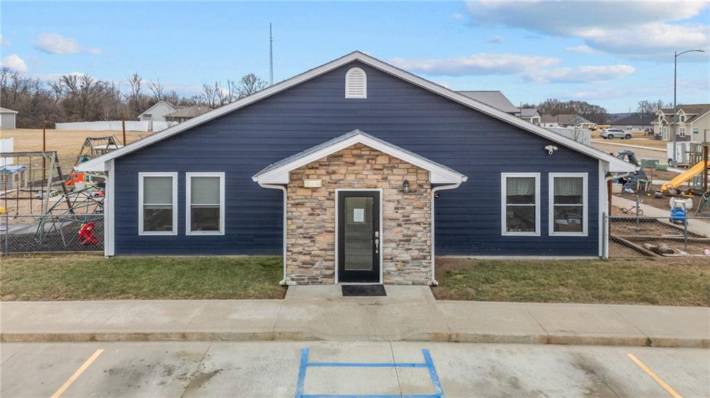 Listing Photo MLS #HMS2601295