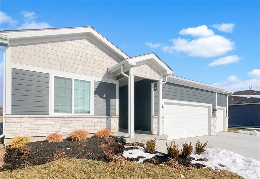 Listing Photo MLS #HMS2601733