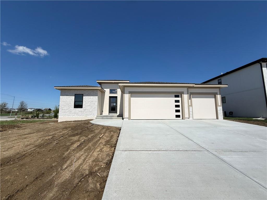 Listing Photo MLS #HMS2601770