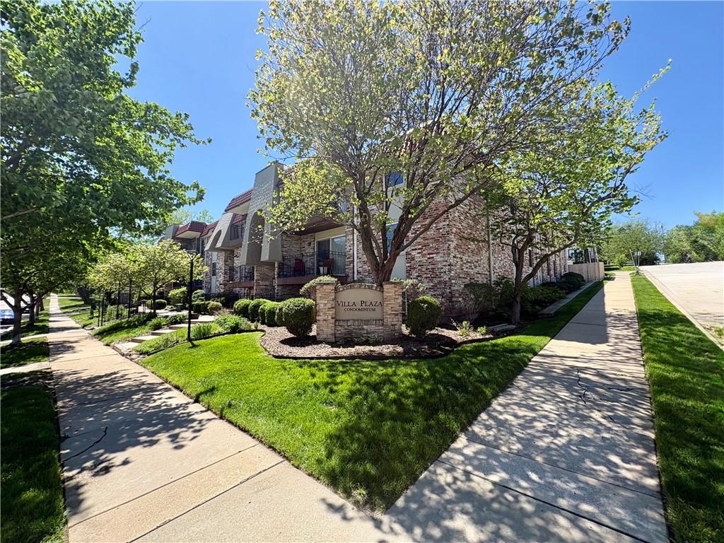 Listing Photo MLS #HMS2602414