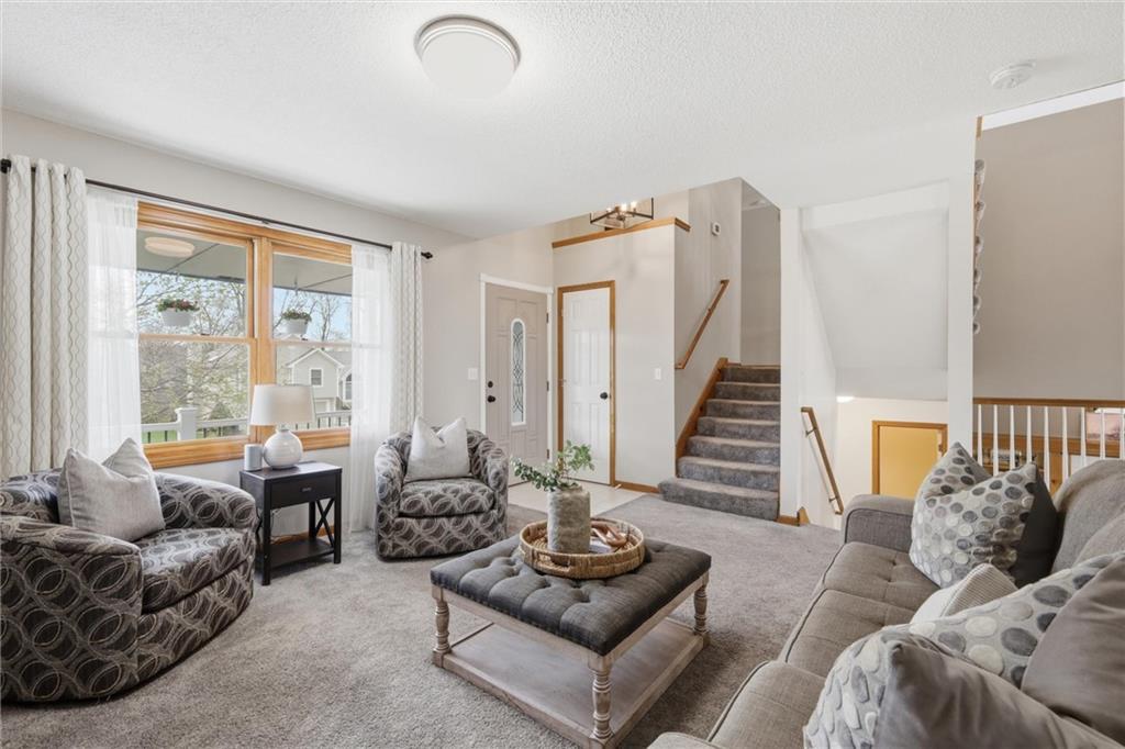 Listing Photo MLS #HMS2602530