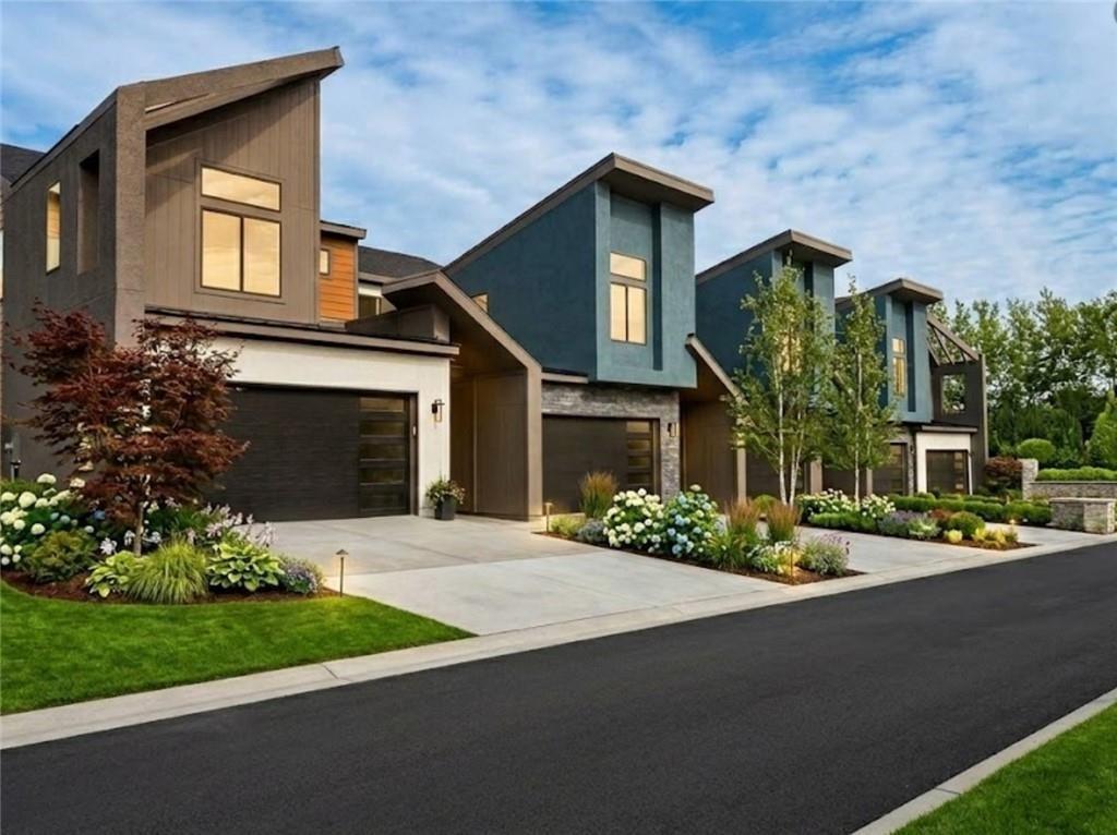 Listing Photo MLS #HMS2602555