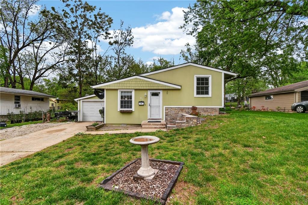 Listing Photo MLS #HMS2602643