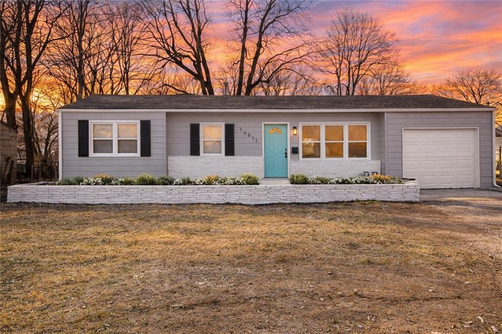 Listing Photo MLS #HMS2602786