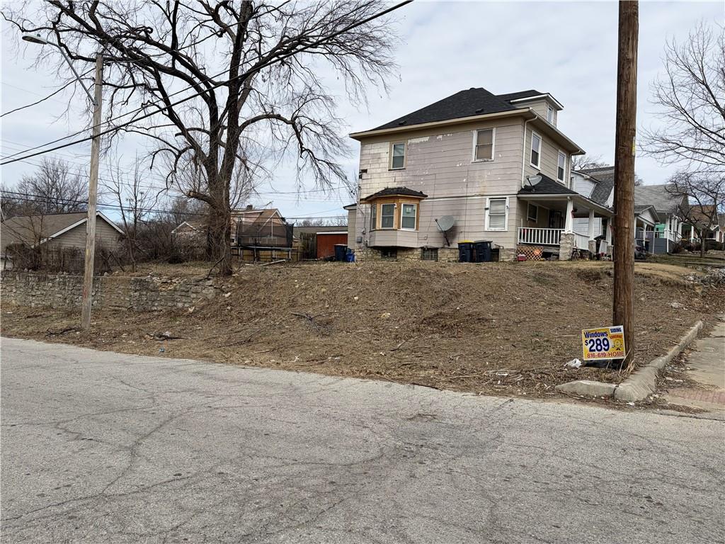 Listing Photo MLS #HMS2603194