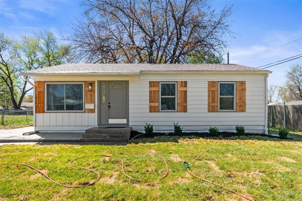 Listing Photo MLS #HMS2603524