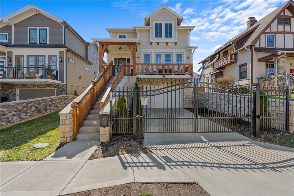 Listing Photo MLS #HMS2603680