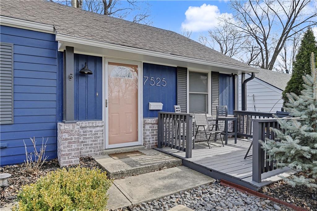 Listing Photo MLS #HMS2603956