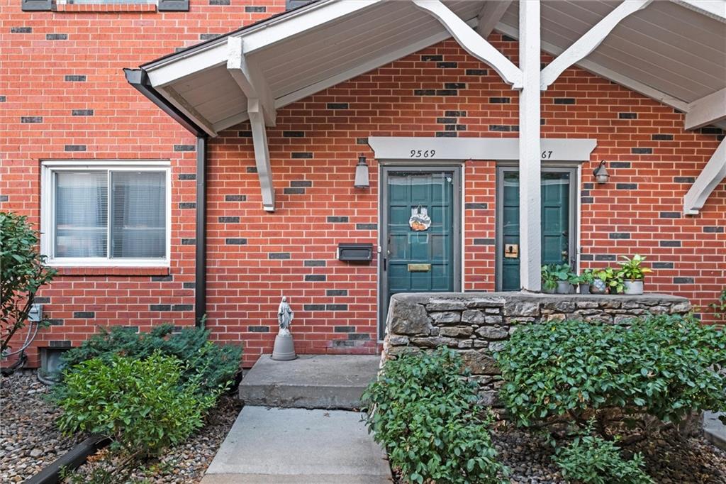 Listing Photo MLS #HMS2605866