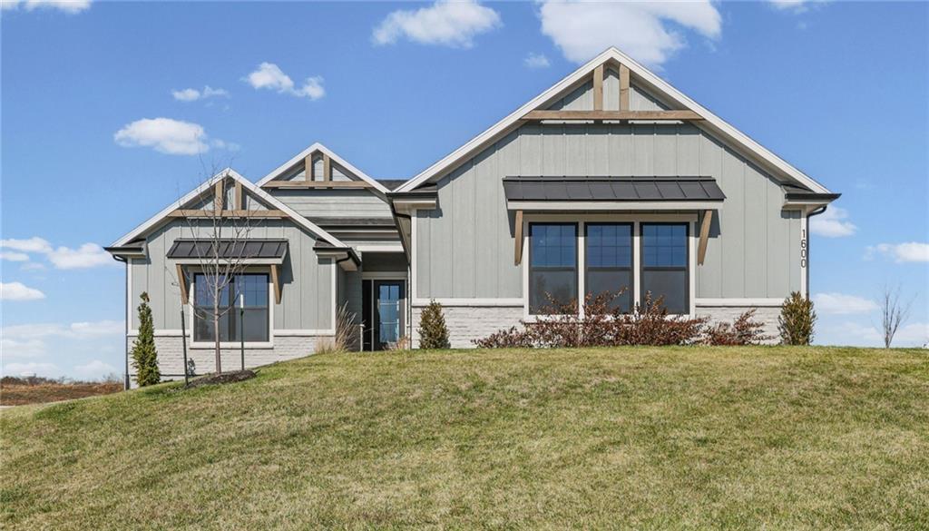 Listing Photo MLS #HMS2610206