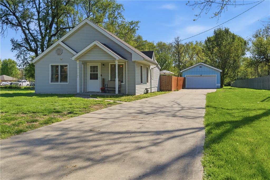 Listing Photo MLS #HMS2610550