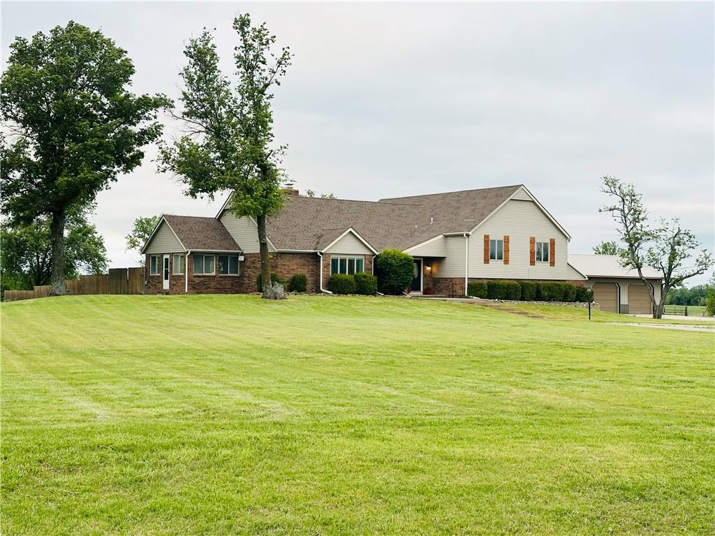 Listing Photo MLS #HMS2610646