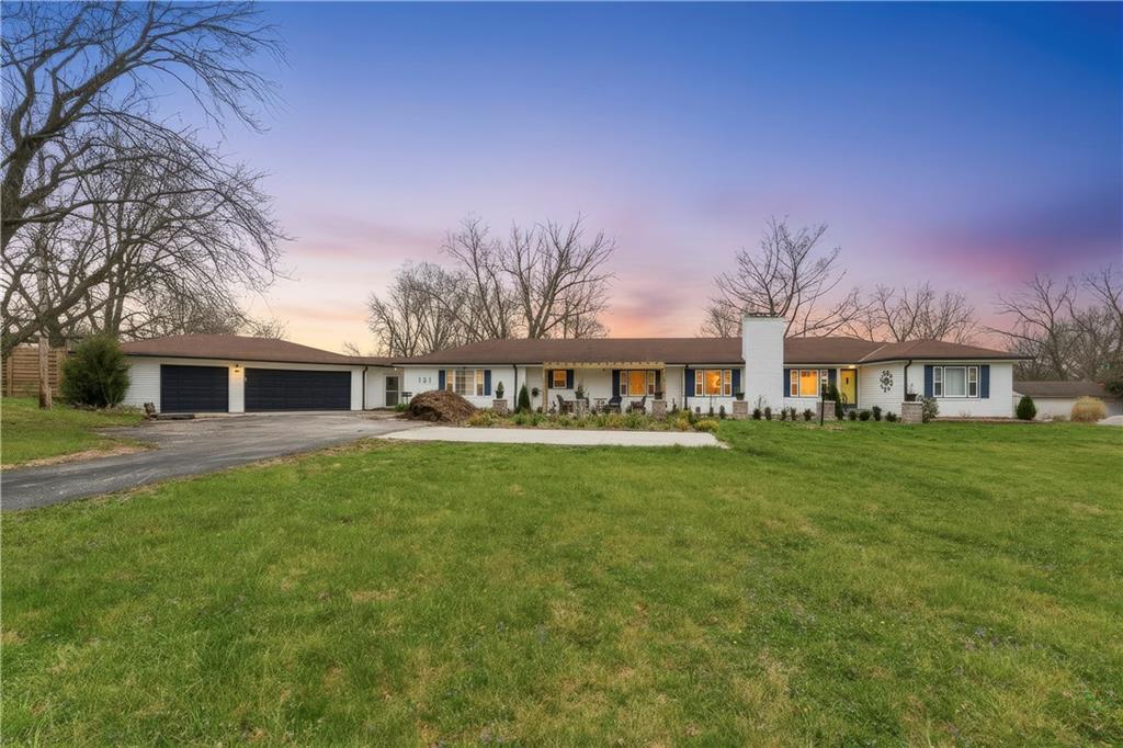 Listing Photo MLS #HMS2611802