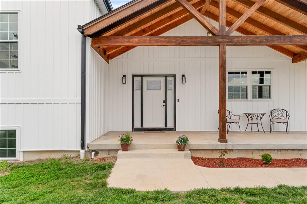 Listing Photo MLS #HMS2612141