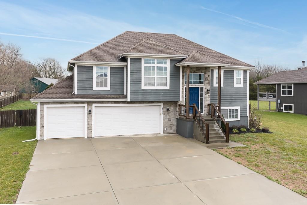 Listing Photo MLS #HMS2612239