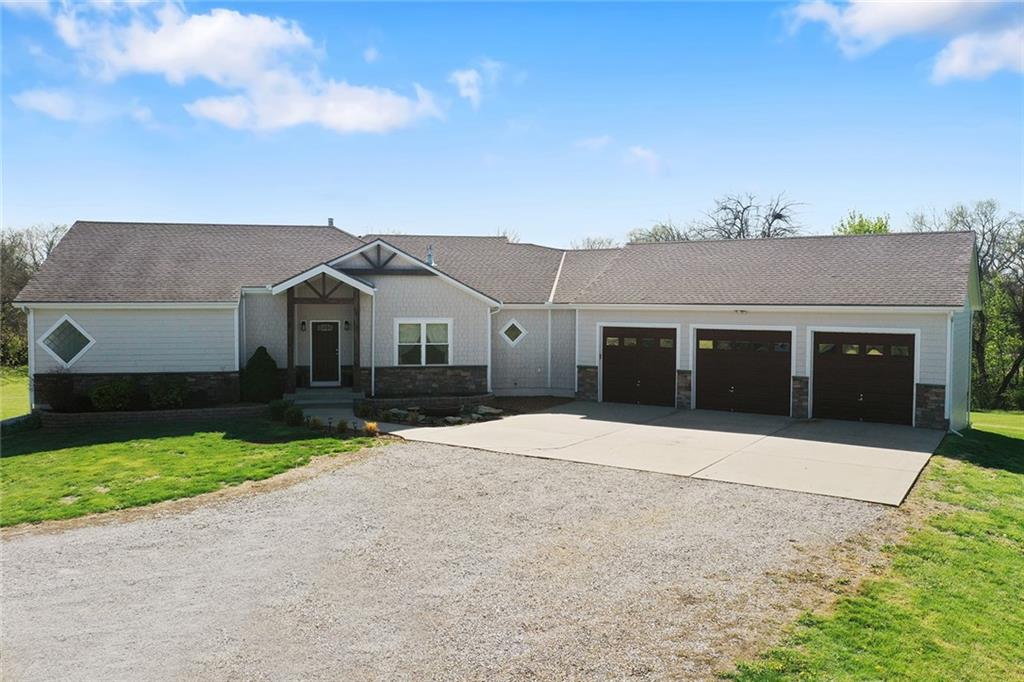 Listing Photo MLS #HMS2612275