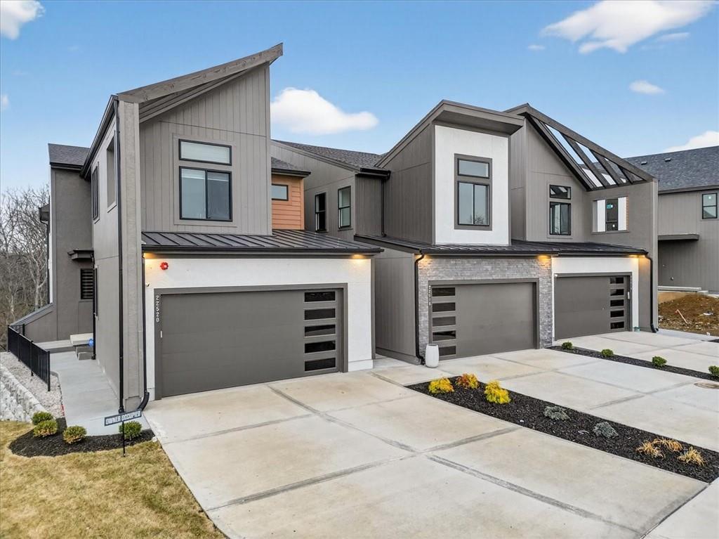 Listing Photo MLS #HMS2612438