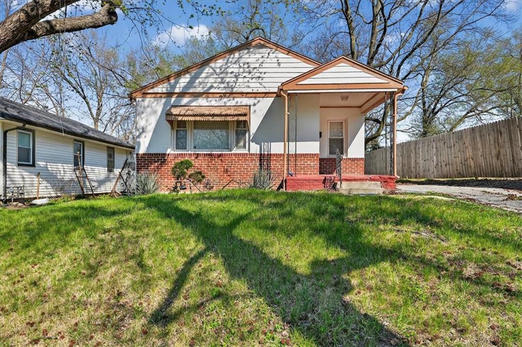 Listing Photo MLS #HMS2612531