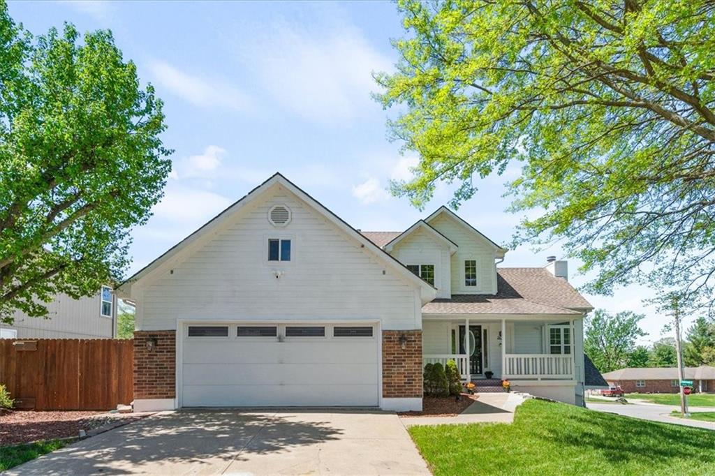 Listing Photo MLS #HMS2612790