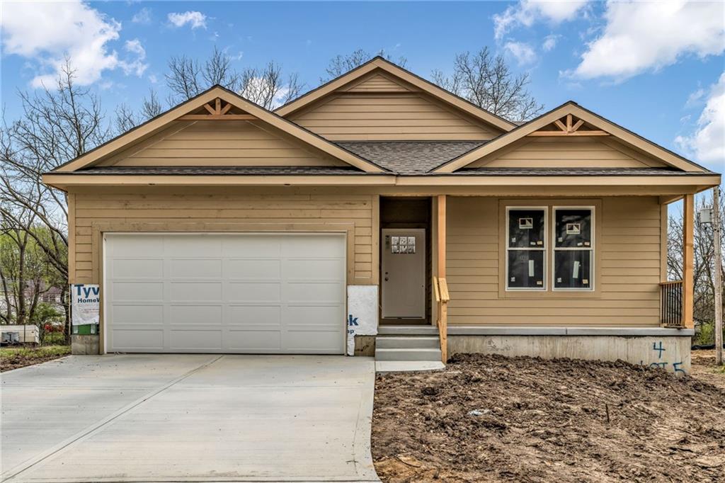 Listing Photo MLS #HMS2613042