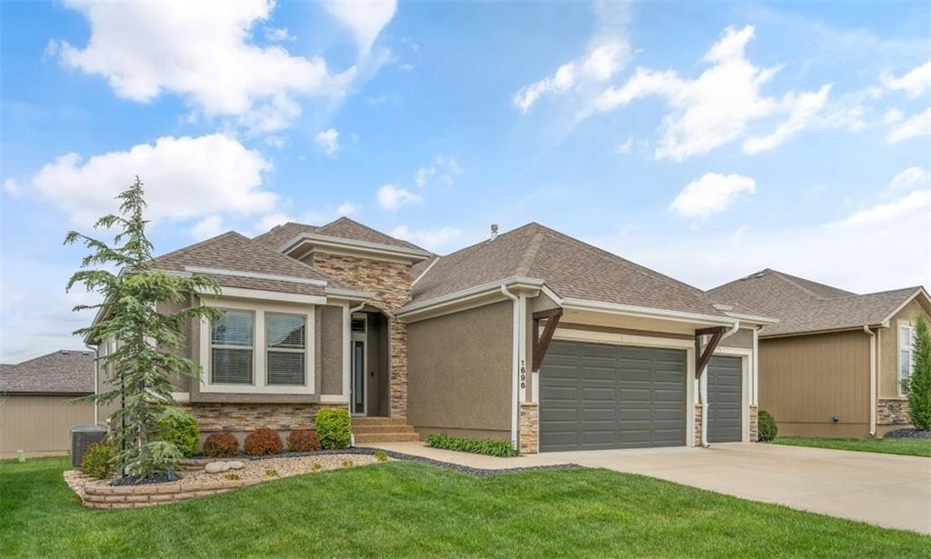 Listing Photo MLS #HMS2613447