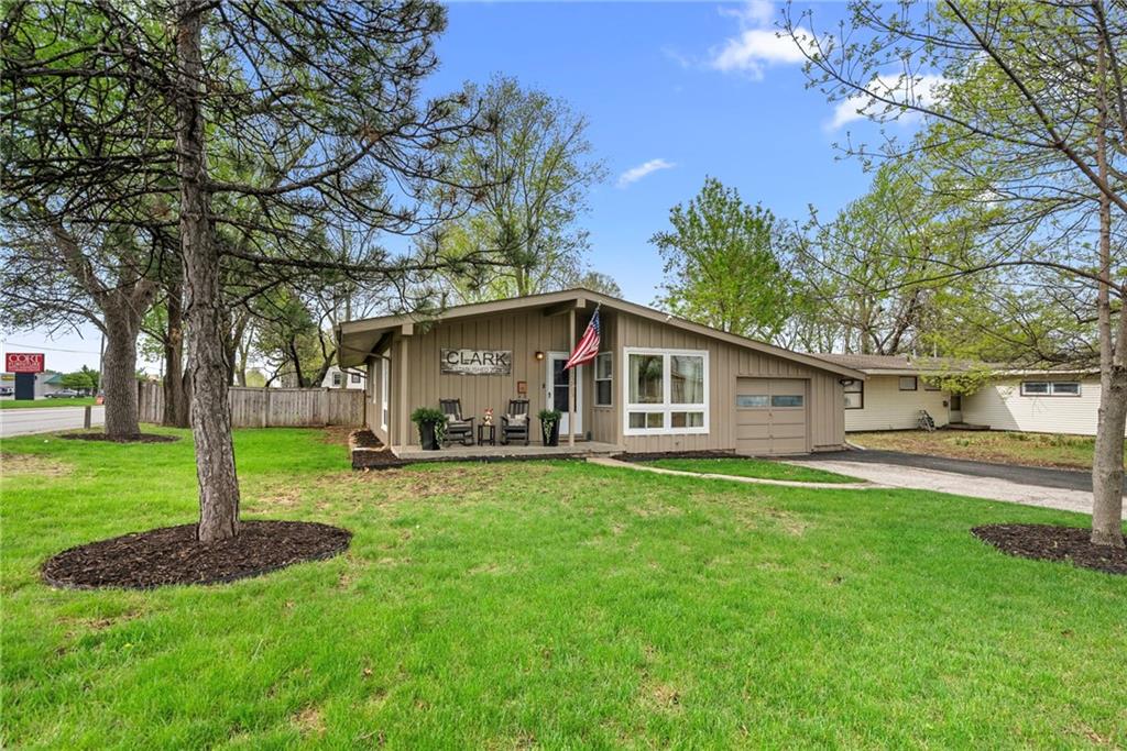 Listing Photo MLS #HMS2613654