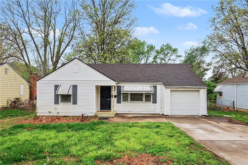 Listing Photo MLS #HMS2613740