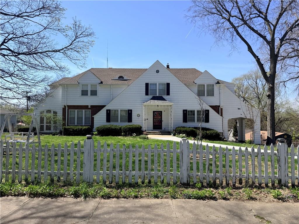 Listing Photo MLS #HMS2613940