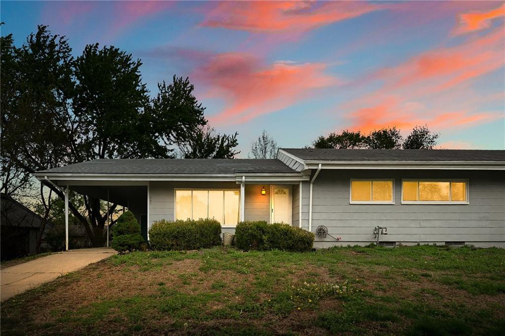 Listing Photo MLS #HMS2614107