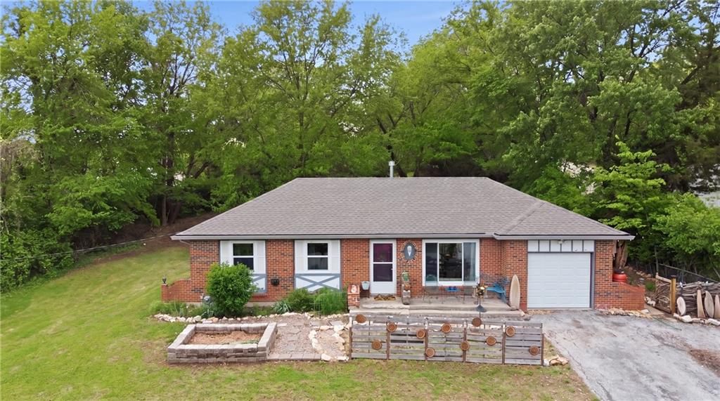 Listing Photo MLS #HMS2614808