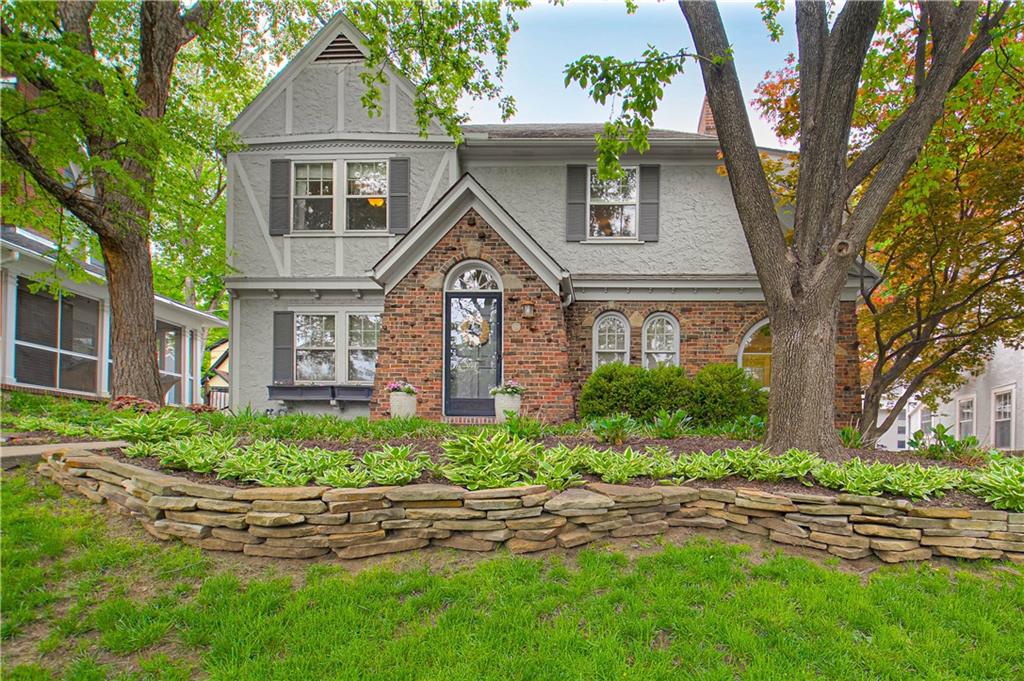 Listing Photo MLS #HMS2615013