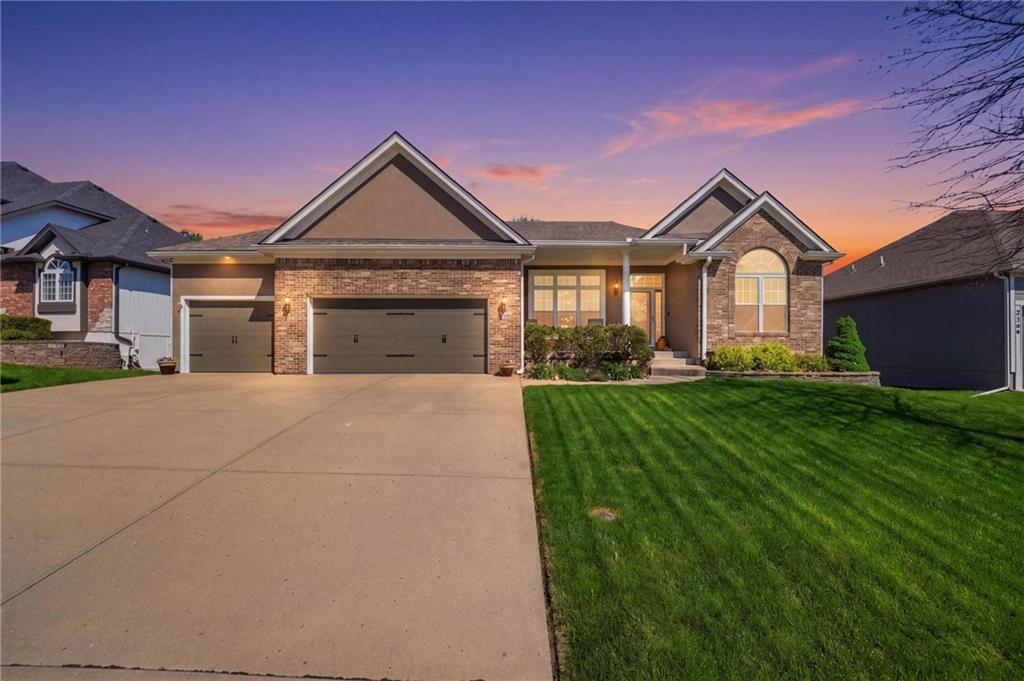 Listing Photo MLS #HMS2615114