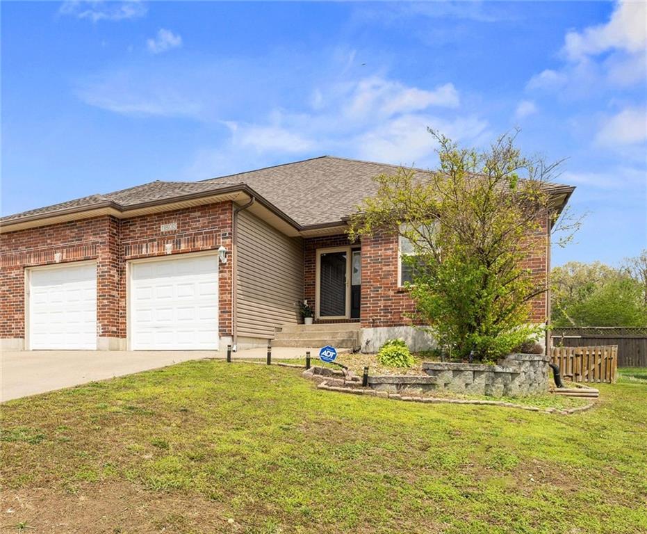 Listing Photo MLS #HMS2615245