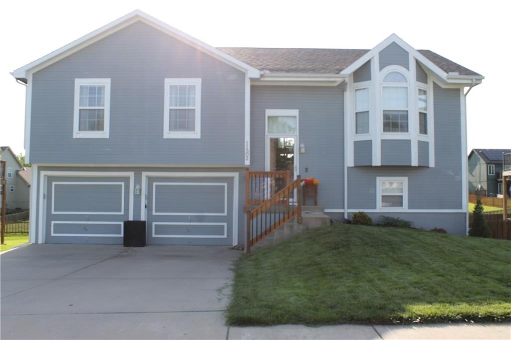 Listing Photo MLS #HMS2615659