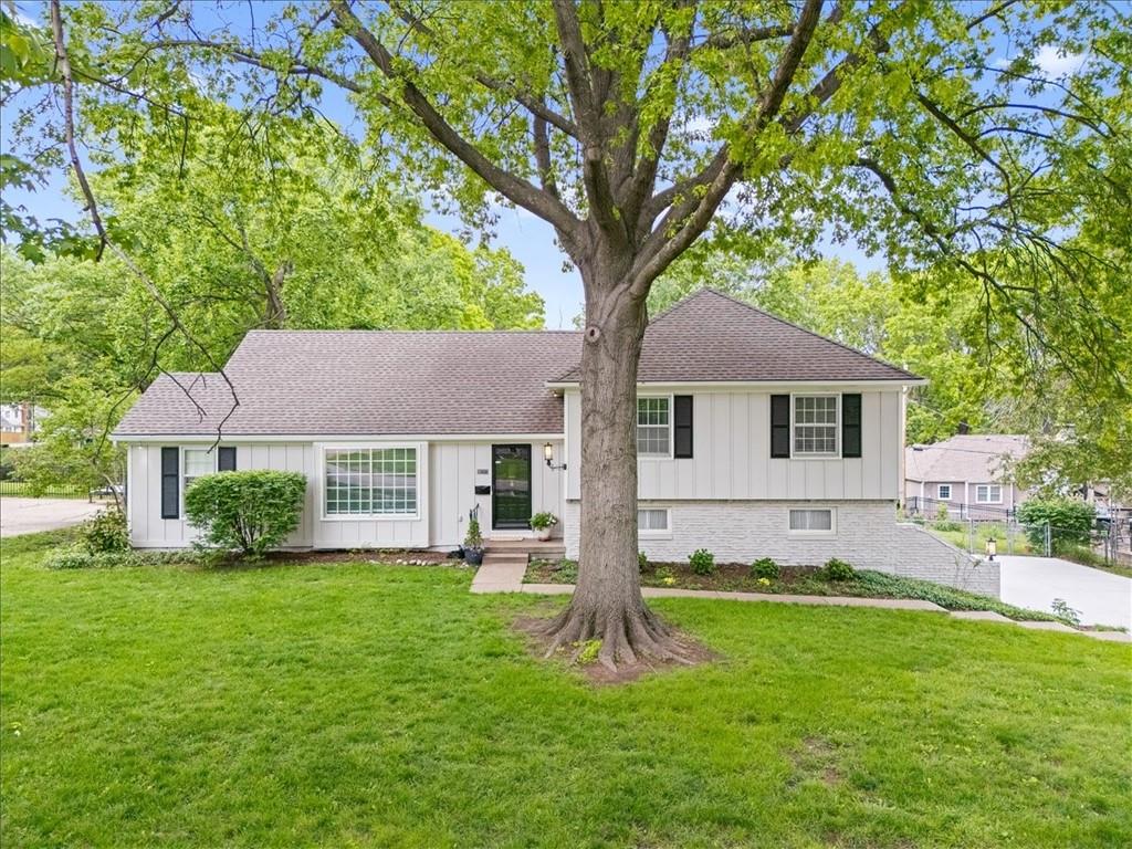 Listing Photo MLS #HMS2615691