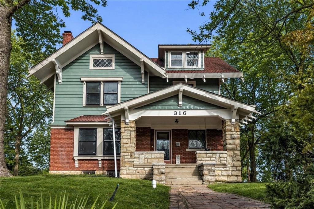 Listing Photo MLS #HMS2615938