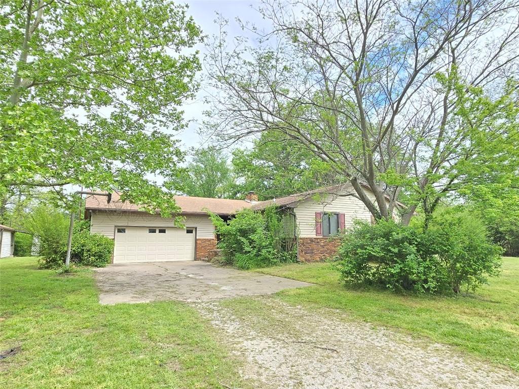 Listing Photo MLS #HMS2616036