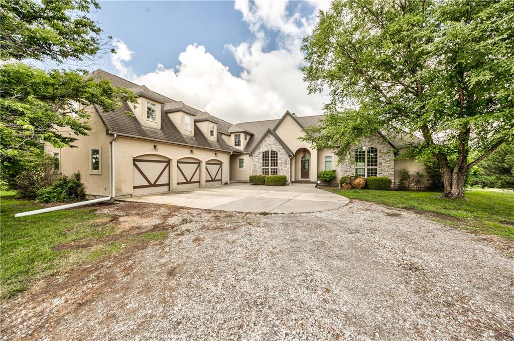 Listing Photo MLS #HMS2617038