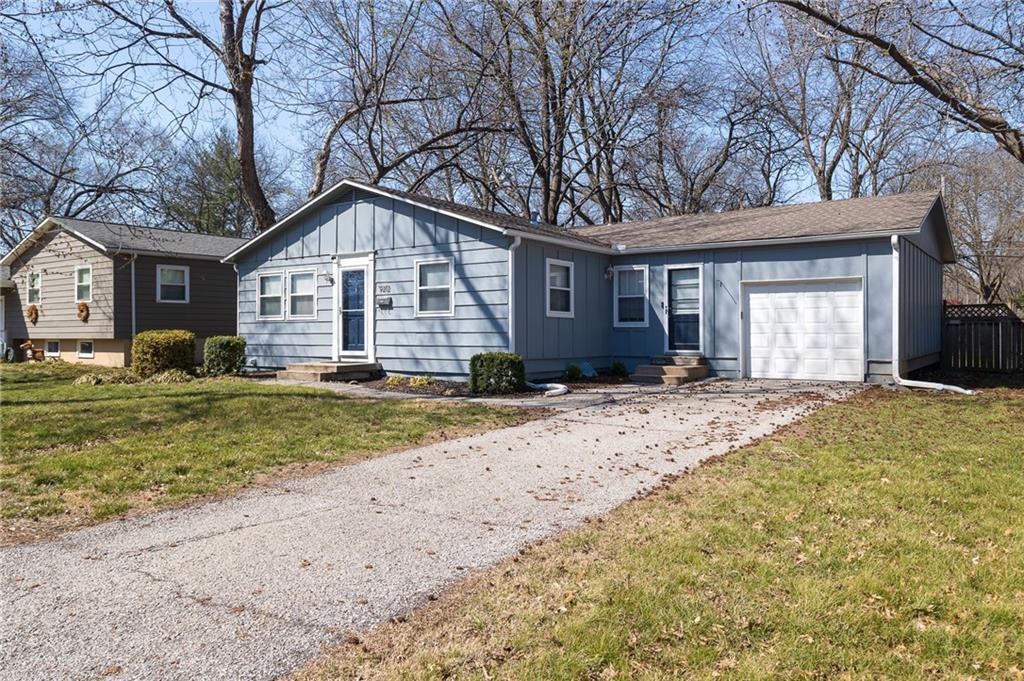 Listing Photo MLS #HMS2617911