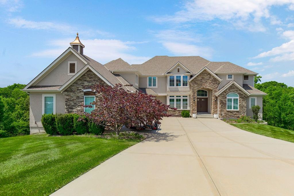 Listing Photo MLS #HMS2618132