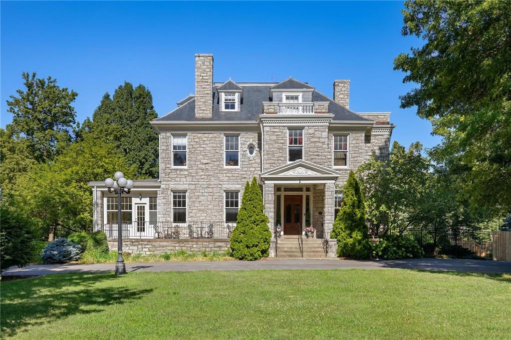 Listing Photo MLS #HMS2623725