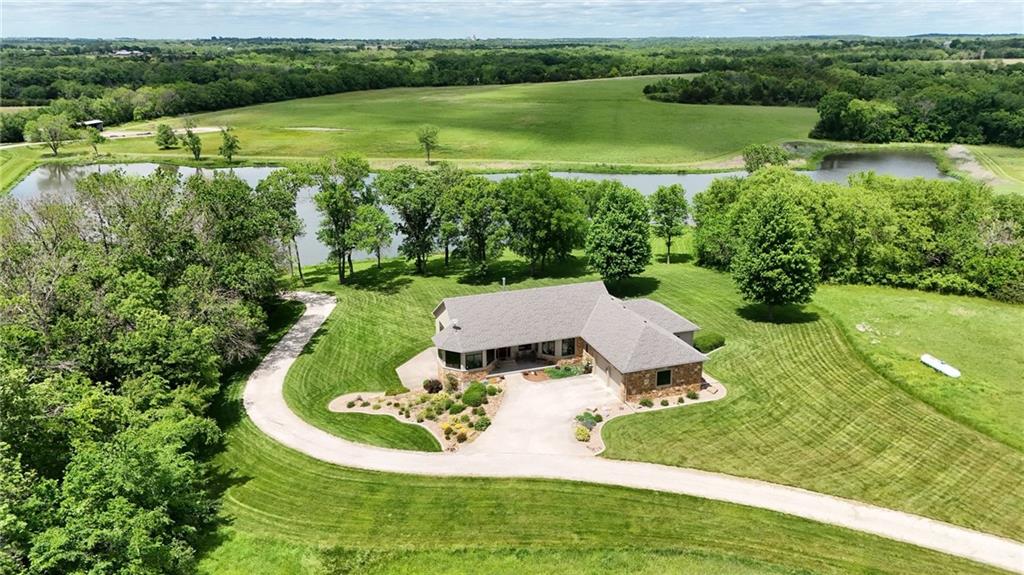 Listing Photo MLS #HMS2624091