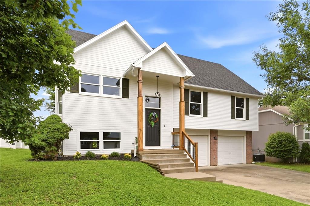 Listing Photo MLS #HMS2624205