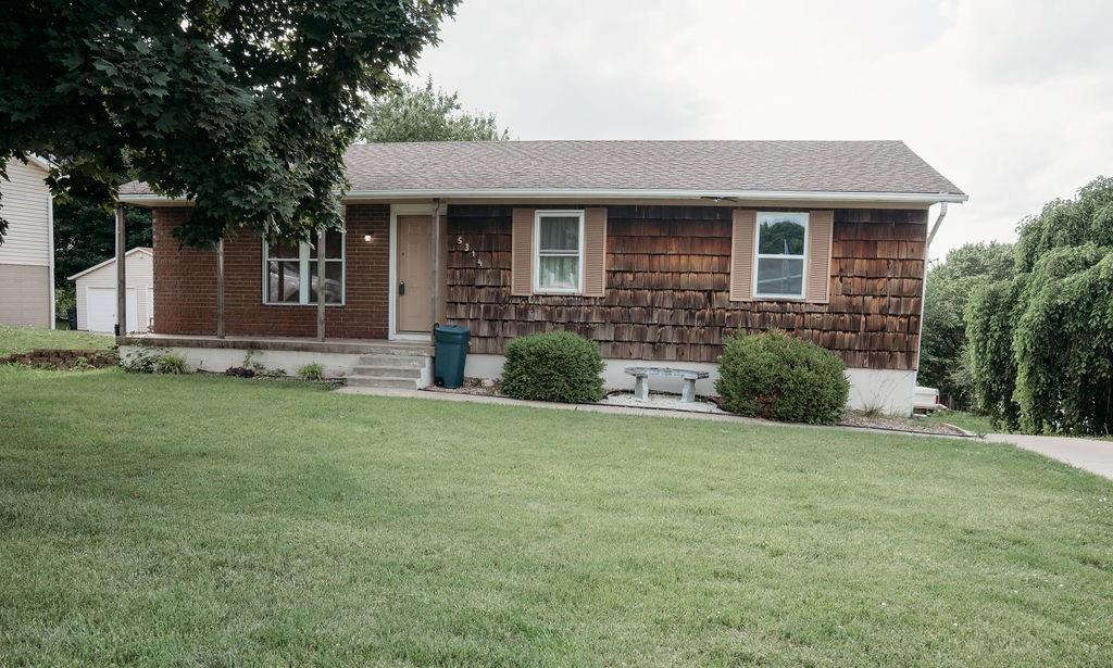 Listing Photo MLS #HMS2624345