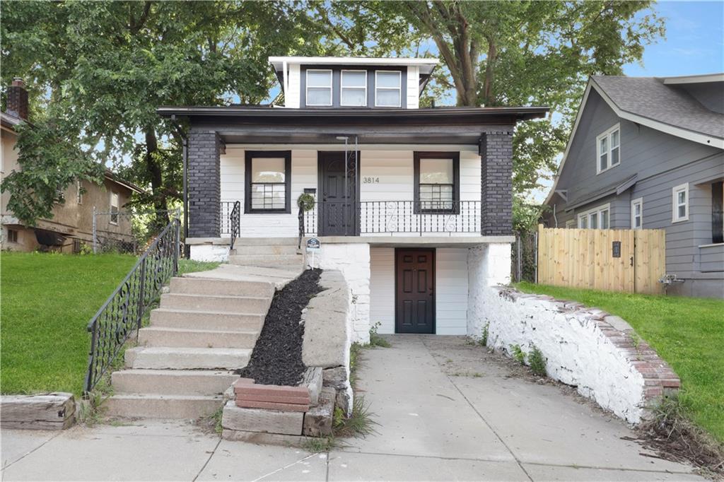 Listing Photo MLS #HMS2626120