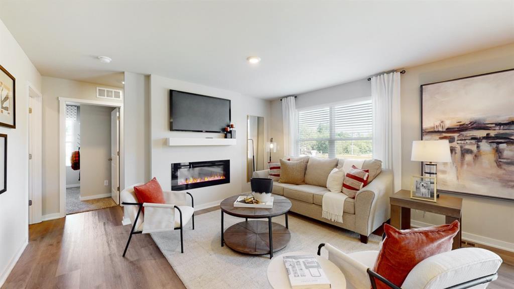 Listing Photo MLS #HMS2626127